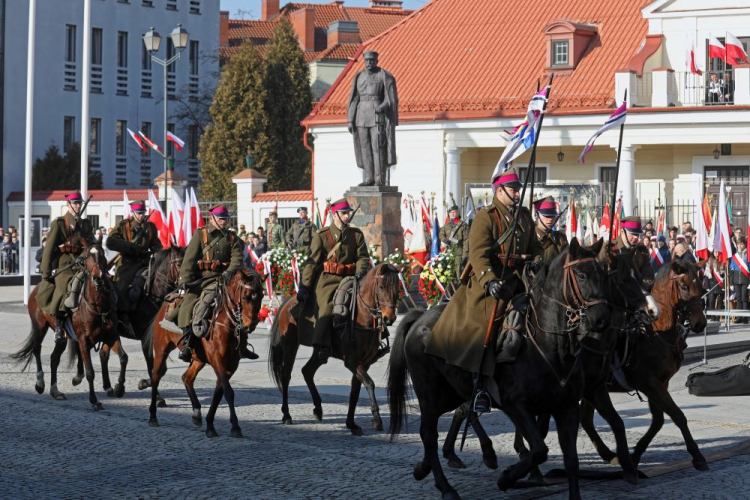 Obchody 100. rocznicy odzyskania niepodległości przez Białystok na Rynku Kościuszki. Fot. PAP/A. Reszko