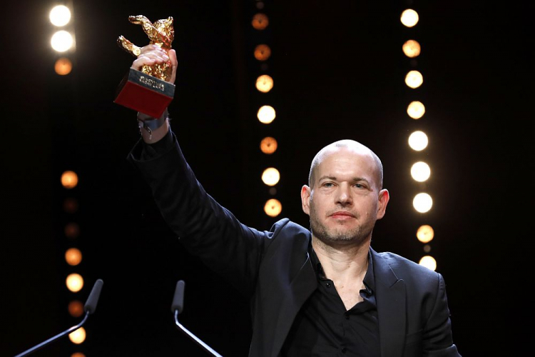 Nadav Lapid ze Złotym Niedźwiedziem 69. Berlinale. Fot. PAP/EPA