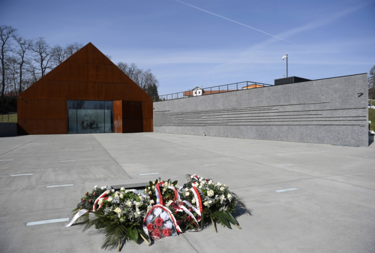 Markowa, 24.03.2018. Muzeum Polaków Ratujących Żydów podczas II wojny światowej im. Rodziny Ulmów w Markowej, 24 bm. podczas obchodzonego po raz pierwszy Narodowego Dnia Pamięci Polaków ratujących Żydów pod okupacją niemiecką. Fot. PAP/D. Delmanowicz