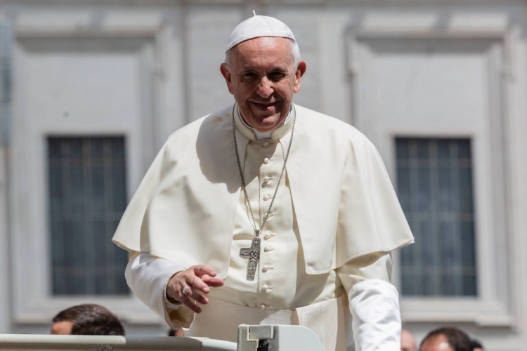 Ojciec Święty Franciszek podczas audiencji generalnej na placu Świętego Piotra w Watykanie. Fot. PAP/archiwum