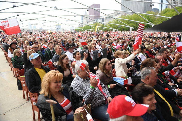 Chicago, Stany Zjednoczone 19.05.2018. Spotkanie prezydenta RP Andrzeja Dudy i jego żony Agaty Kornhauser-Dudy z przedstawicielami Polonii. Fot. PAP/R. Pietruszka