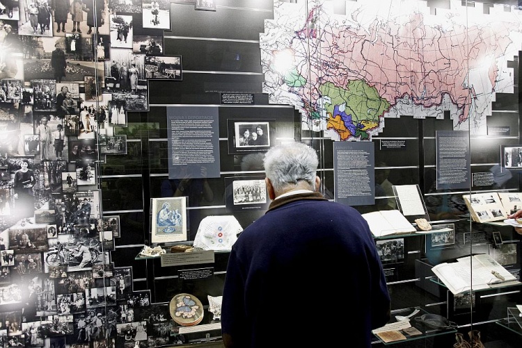 Centrum Edukacyjno-Wystawiennicze Muzeum Pamięci Sybiru w Białymstoku. 2016 r. Fot. PAP/A. Reszko