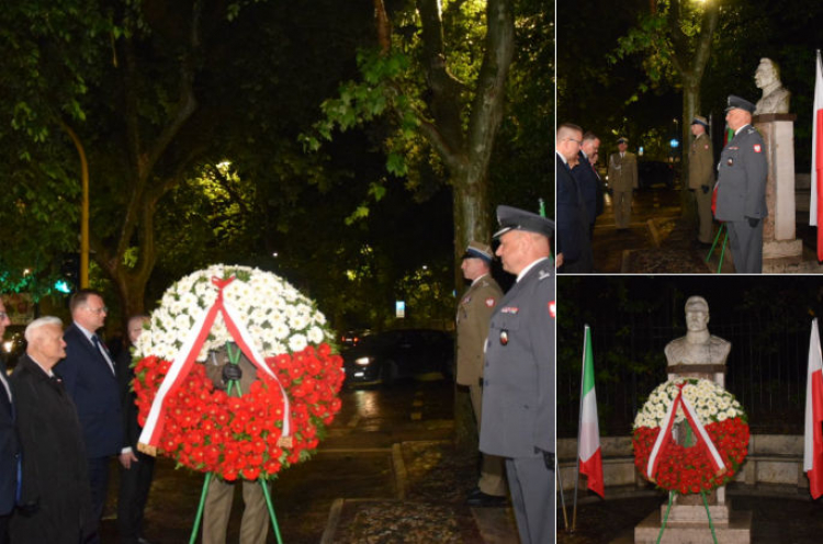 Składanie wieńca pod pomnikiem J. Piłsudskiego w Rzymie. Fot. Udskior