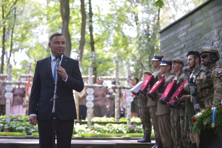 Warszawa, 31.07.2019. Prezydent RP Andrzej Duda podczas uroczystości pogrzebowych kpt. Ryszarda Białousa ps. Jerzy. Fot. PAP/M. Obara