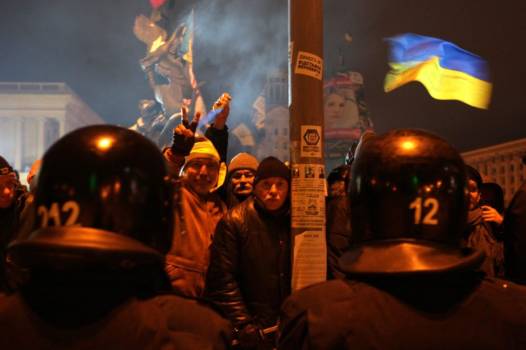 Protesty zwolenników zacieśnienia więzi z UE na ulicach Kijowa. fot. PAP/EPA