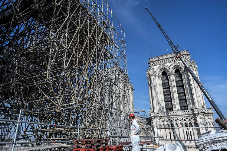 Remont katedry Notre-Dame. 17.07.2019. Fot. PAP/EPA