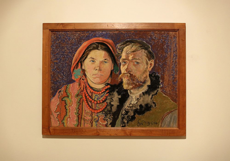 Autoportret Stanisława Wyspiańskiego z żoną na wystawie „Wyspiański” w Muzeum Narodowym w Krakowie. 2017 r. Fot. PAP/S. Rozpędzik