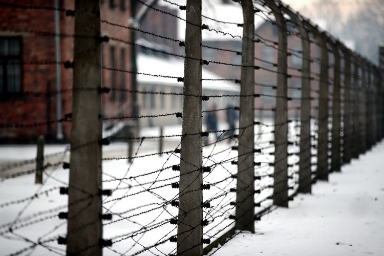 Teren b. niemieckiego nazistowskiego obozu koncentracyjnego i zagłady Auschwitz. Fot. PAP/Ł. Gągulski
