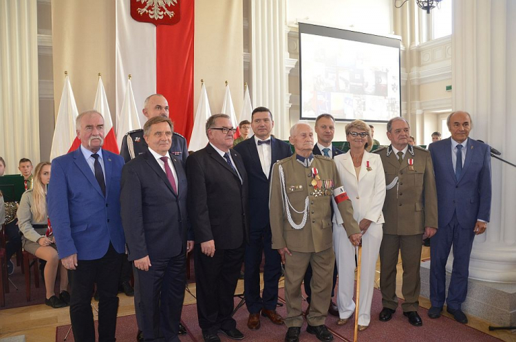 W Rzeszowie wręczono nagrody IPN „Świadek historii”. Fot. rzeszowski oddział IPN