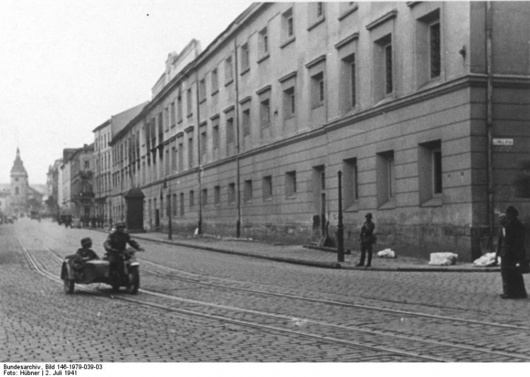 Lwów, więzienie „Brygidki”. Zdj. wykonane na początku lipca 1941 r. Źródło: Wikipedia Commons