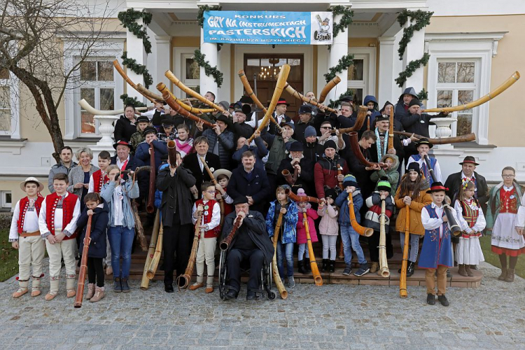 39. Konkurs Gry na Instrumentach Pasterskich im. Kazimierza Uszyńskiego w Muzeum Rolnictwa im. ks. Krzysztofa Kluka w Ciechanowcu. 30.11.2019. Fot. PAP/A. Reszko