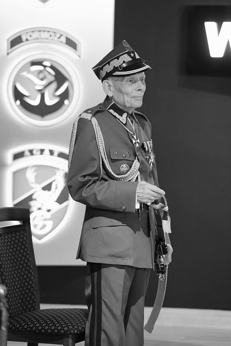 Gen. Tadeusz Bieńkowicz po otrzymaniu nominacji generalskiej w Dowództwie Komponentu Wojsk Specjalnych w Krakowie. 30.05.2018. Fot. PAP/J. Bednarczyk