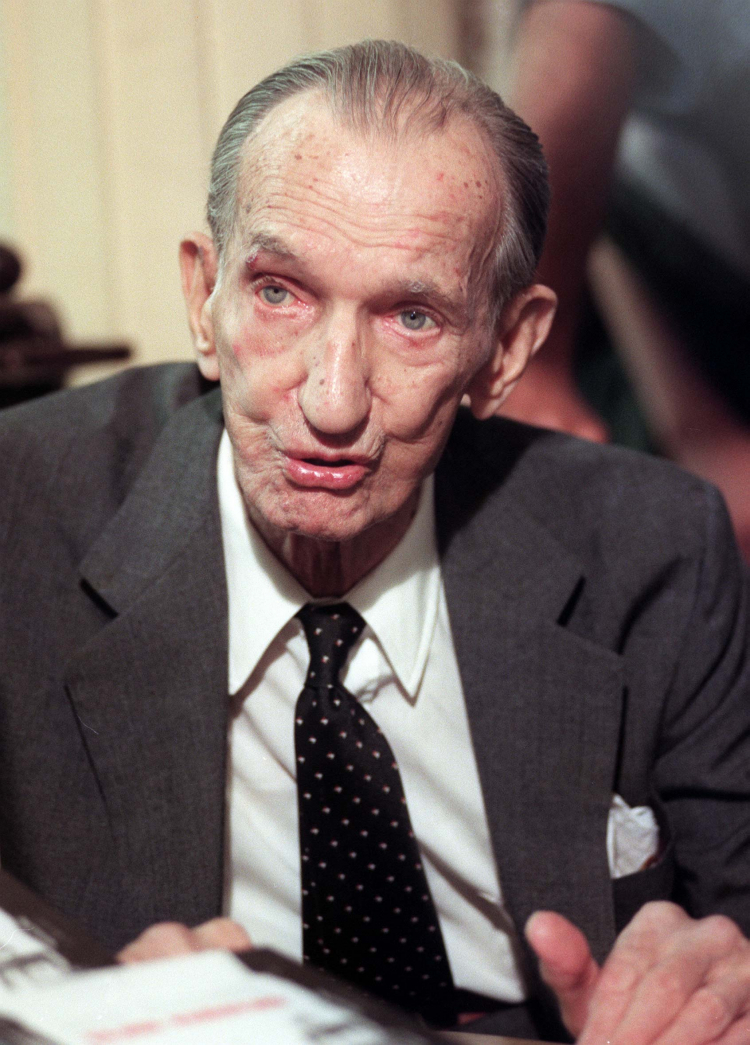 Jan Karski, 2000 r. Fot. PAP/T. Gzell