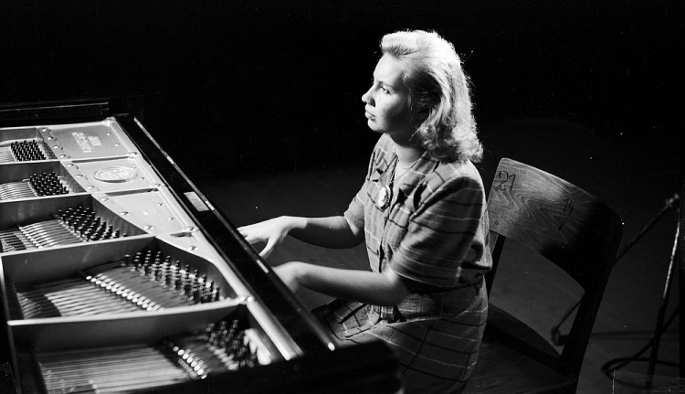 Barbara Hesse-Bukowska. 09.1949. Fot. PAP/CAF Barbara Hesse-Bukowska. 09.1949. Fot. PAP/CAF