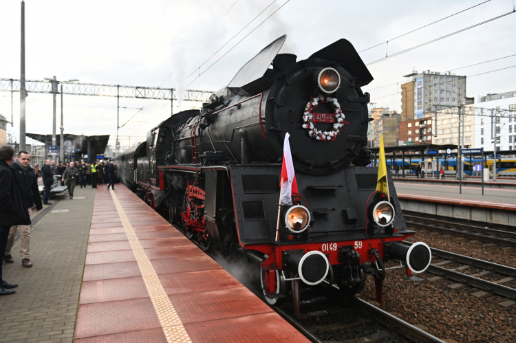 Gdańsk, 10.02.2020. Inscenizacja historyczna wyjazdu pociągu, którym gen. Józef Haller odjechał do Pucka na uroczystość zaślubin Polski z morzem. Fot. PAP/J. Dzban