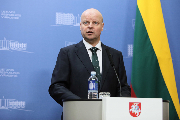 Wilno, Litwa, 17.09.2019. Premier Republiki Litewskiej Saulius Skvernelis podczas wspólnej konferencji prasowej z premierem RP Mateuszem Morawieckim w Wilnie. PAP/. LSzymański