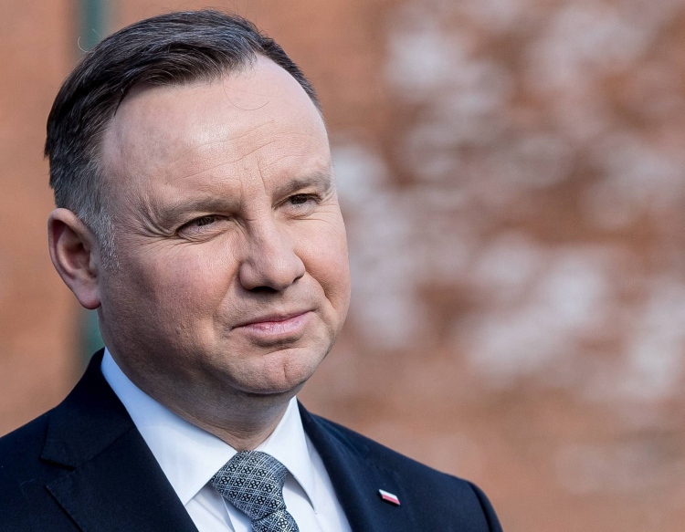 Kraków, 10.04.2020. Prezydent Andrzej Duda podczas wypowiedzi dla mediów. Fot. PAP/Ł. Gągulski