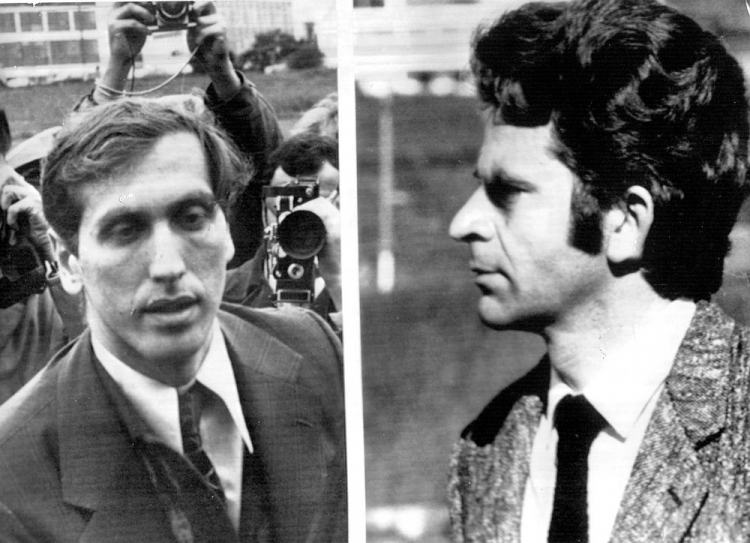 Bobby Fischer (L) i Borys Spasski. Fot. PAP/CAF