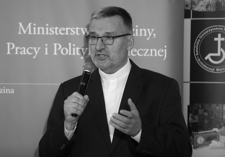 Ks. Stanisław Jurczuk. Fot. PAP/R. Guz