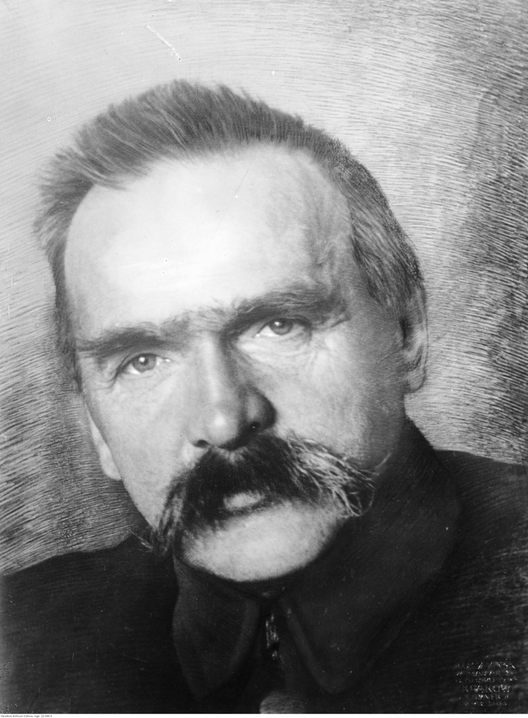 Reprodukcja portretu Józefa Piłsudskiego. Źródło: NAC