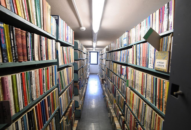 Biblioteka Główna m.st. Warszawy. Fot. PAP/R. Pietruszka