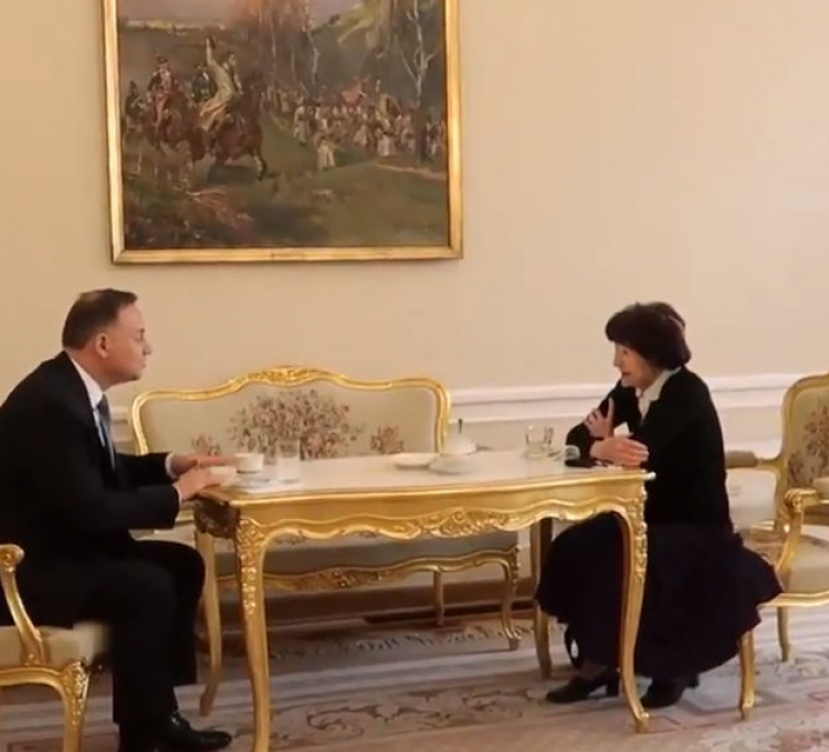 Prezydent Andrzej Duda podczas spotkania z Zofią Pilecką. Źródło: Kancelaria Prezydenta RP 