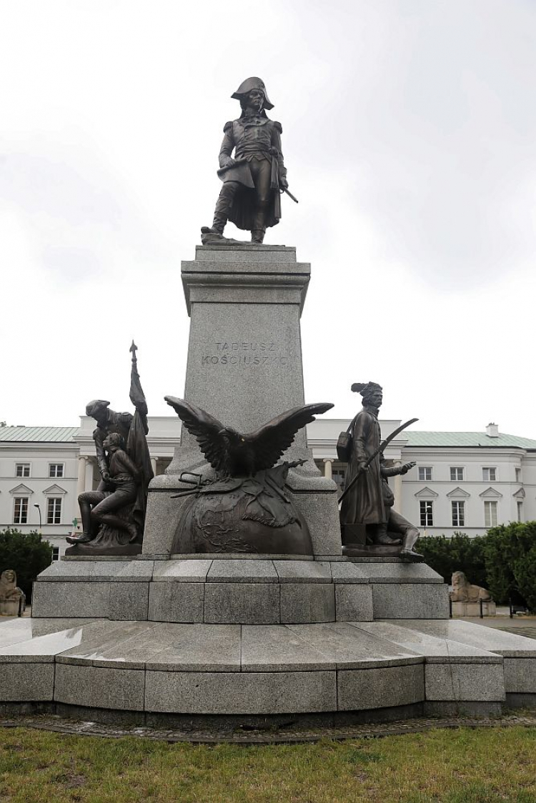 Pomnik Tadeusza Kościuszki przy placu Żelaznej Bramy w Warszawie. 03.06.2020. Fot. PAP/T. Gzell