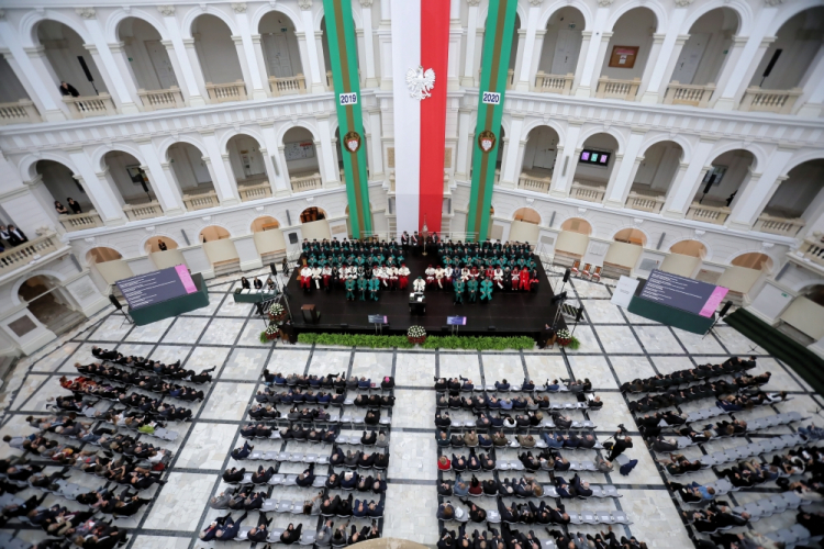 Warszawa, 01.10.2019. Inauguracja roku akademickiego 2019/2020 na Politechnice Warszawskiej. Fot. PAP/W. Olkuśnik