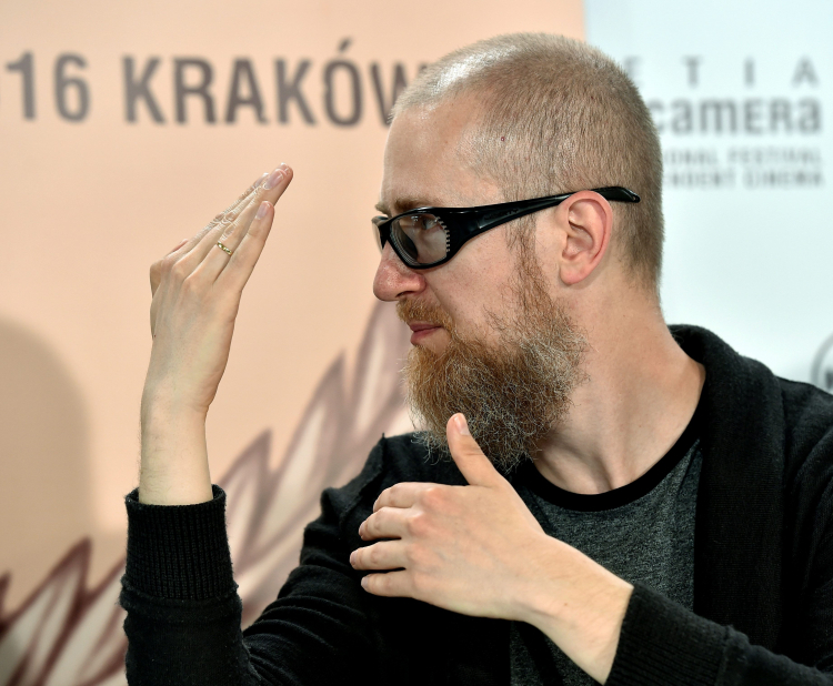 Kraków, 06.05.2016. Reżyser Tomasz Bagiński podczas festiwalu Netia Off Camera.  PAP/J. Bednarczyk