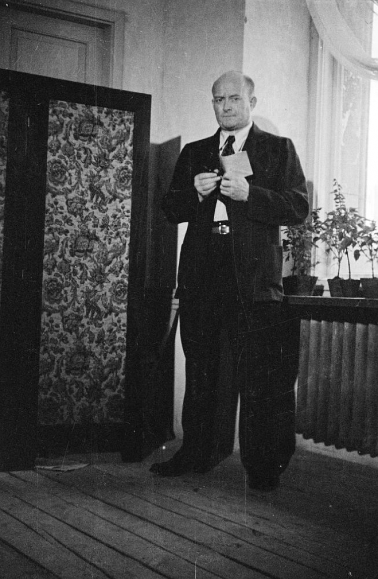 Szef PSL Stanisław Mikołajczyk podczas referendum ludowego. 30.06.1946. Fot. PAP/Archiwum