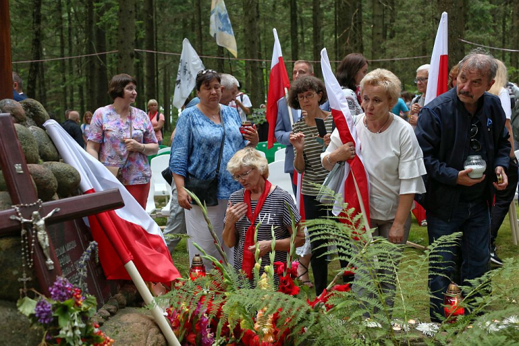 Obchody 75. rocznicy męczeńskiej śmierci sióstr Nazaretanek w Nowogródku. 28.07.2018. Fot. PAP/A. Guz