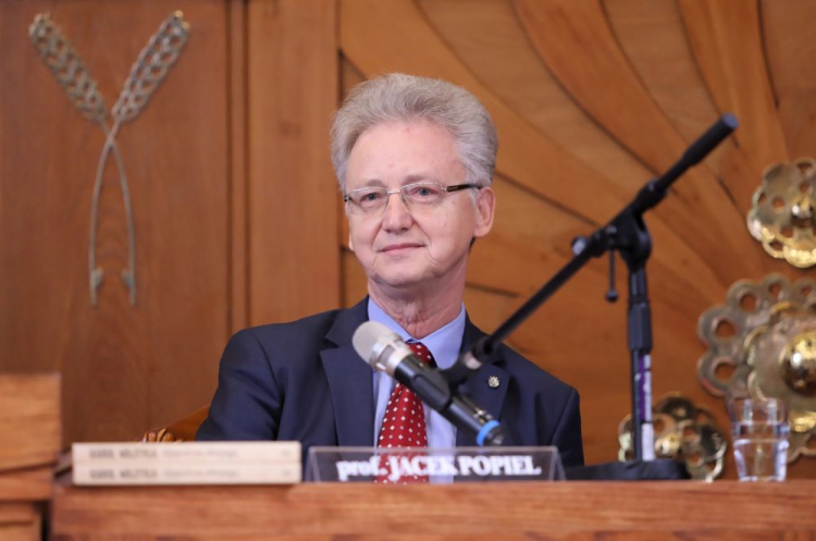 Profesor Jacek Popiel. Fot. PAP/J. Graczyński 