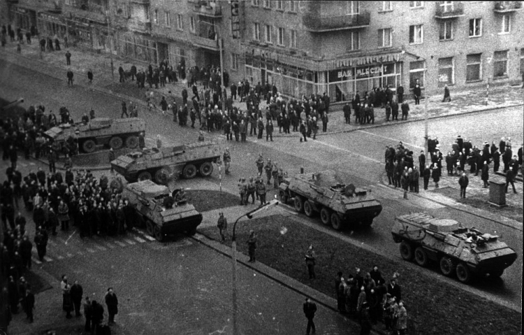 Grudzień 1970 w Gdyni. Fot. PAP/E. Pepliński