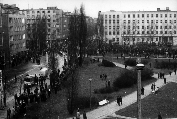 Gdynia 12.1970. Wydarzenia grudniowe 1970. Fot. PAP/E. Pepliński