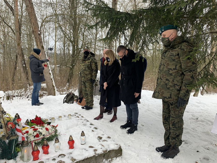 Upamiętnienie powstańców styczniowych pochowanych w miejscowości Plebań pod Mińskiem. 22.01.2021. Źródło: Ambasada RP w Mińsku