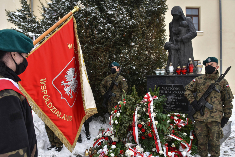 Uroczystości w 81. rocznicę masowych deportacji Polaków na Sybir w Lublinie. Fot. PAP/W. Jargiło