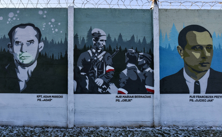 Mural ku czci Żołnierzy Wyklętych na Lubelszczyźnie na murze aresztu śledczego w Lublinie. Fot. PAP/W. Jargiło