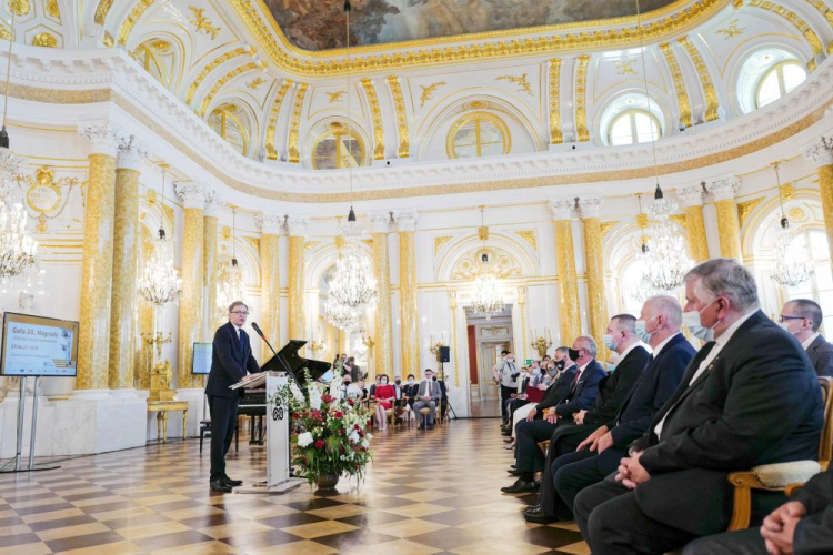 Warszawa, 29.06.2021. Prezes IPN Jarosław Szarek podczas uroczystości wręczenia nagród IPN „Kustosz Pamięci Narodowej", na Zamku Królewskim w Warszawie. Fot. PAP/M. Marek