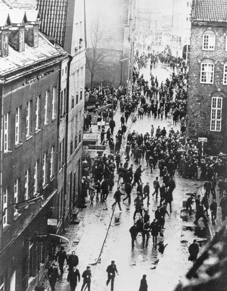 Gdańsk, 1976-06. Czerwiec 1976. Fot. PAP/CAF/Z. Kosycarz