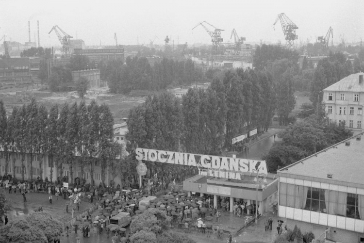Strajk w Stoczni Gdańskiej. 08.1980. Fot. PAP/J. Grelowski