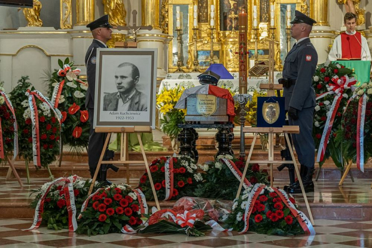 Uroczystości pogrzebowe ppor. Adama Kuchciewicza ps. Wiktor. Łęczna, 10.07.2021. Fot. Dawid Florczak/IPN Lublin