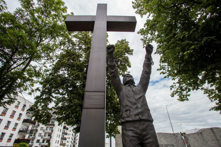 Pomnik Wdzięczności w Lublinie, zwany też Pomnikiem Lubelskiego Lipca 1980 roku. Fot. PAP/W. Jargiło