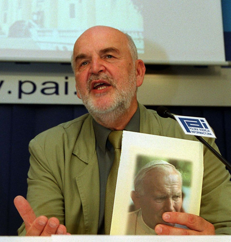 Tadeusz Szyma. 2002 r. Fot. PAP/P. Rybarczyk