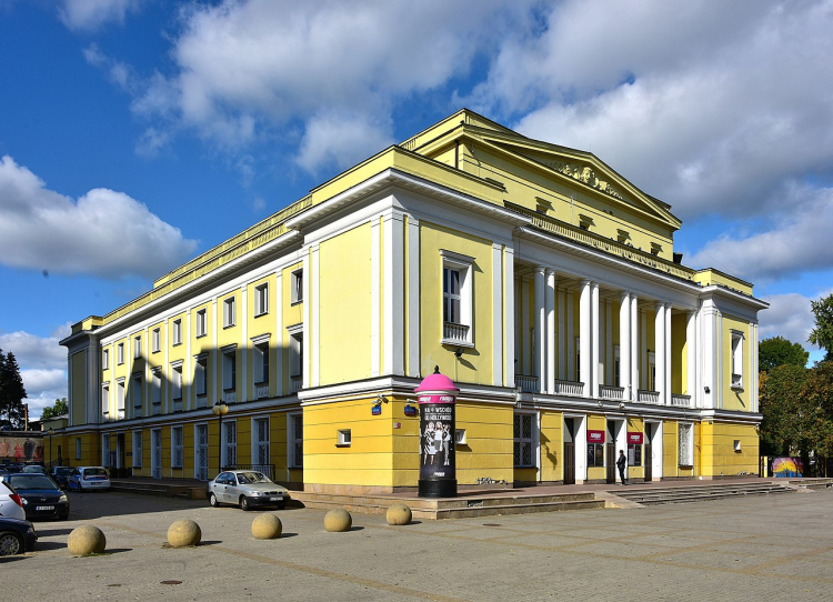 Budynek Teatru Rampa. Źródło: Wikimedia Commons
