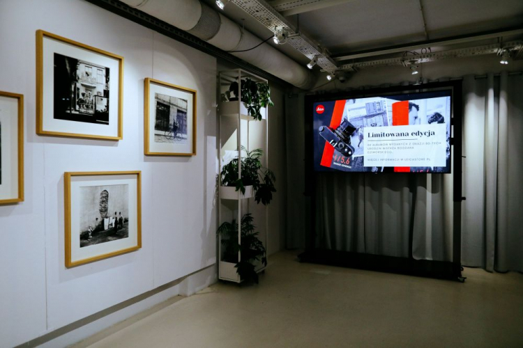 Wystawa jubileuszowa twórczości Bogdana Dziworskiego z okazji 80. urodzin w salonie wystawowym Leica Gallery w Warszawie. Fot. PAP/A. Zawada
