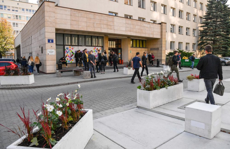 Plac Marii Skłodowskiej-Curie w miasteczku uniwersyteckim UMCS w Lublinie. Fot. PAP/W. Jargiło