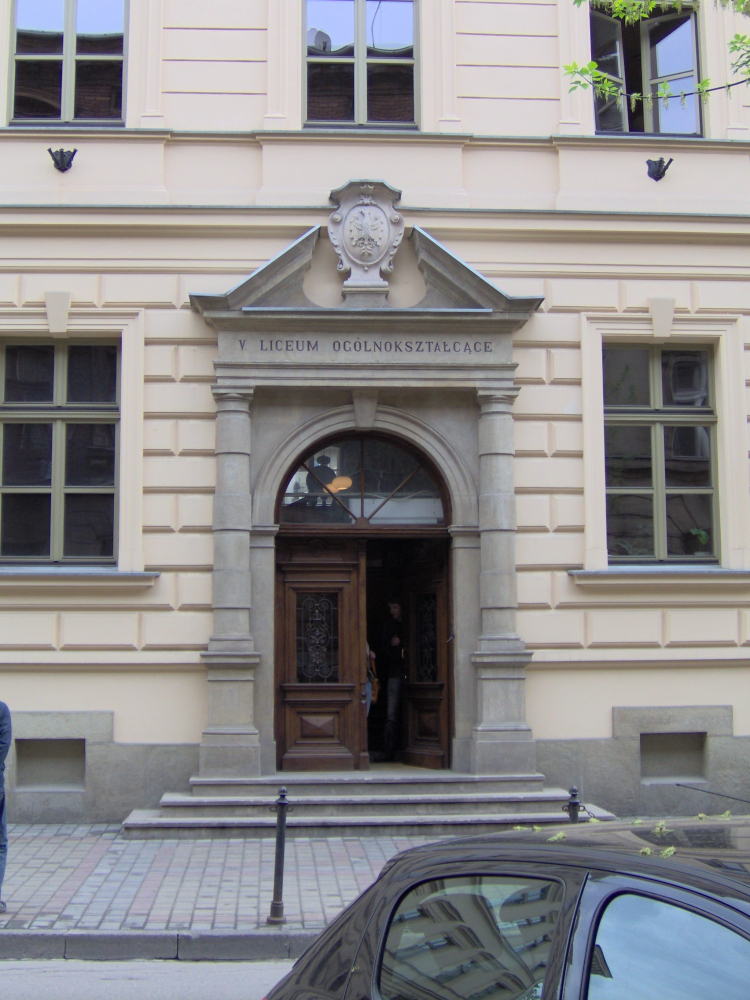 V Liceum Ogólnokształcące im. Augusta Witkowskiego w Krakowie. Źródło: Wikipedia Commons