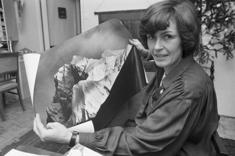 Wanda Rutkiewicz. 1980 r. Fot. PAP/B. Różyc