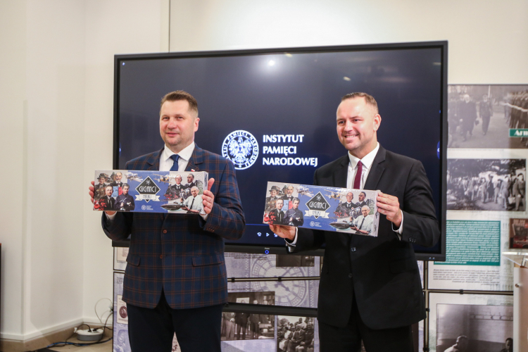 Źródło: www.twitter.com/MEIN_GOV_PL