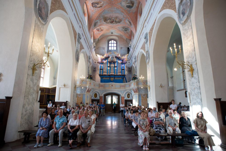 Poświęcenie nowych organów w kościele pw. Wniebowzięcia Najświętszej Maryi Panny. Wilno, 26.06.2022. Fot. PAP/V. Doveiko